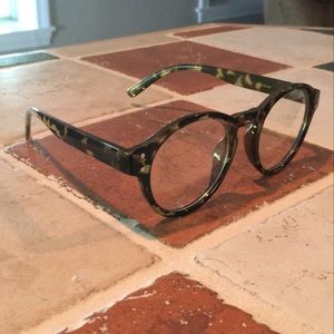 Non-prescription glasses